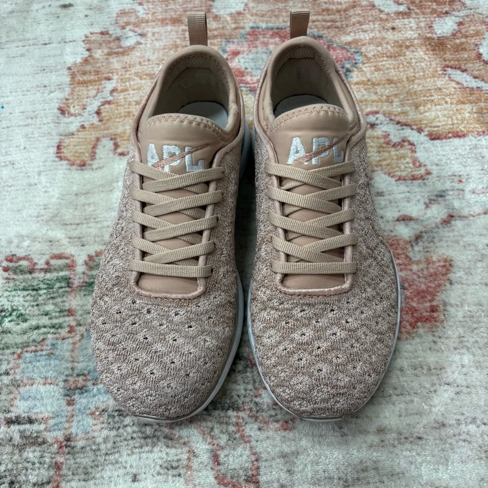 APL Athletic Propulsion Labs Techloom Phantom Rose Gold/Pink Women’s Shoe Size 7 - Picture 2 of 13
